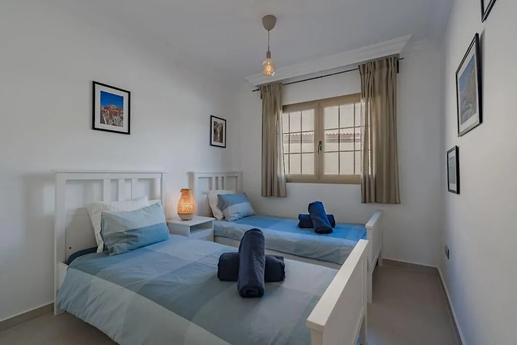 Seaside Apartment With Spacious Terrace, Pool, And Wi-Fi Σάντα Κρουζ Τενερίφης