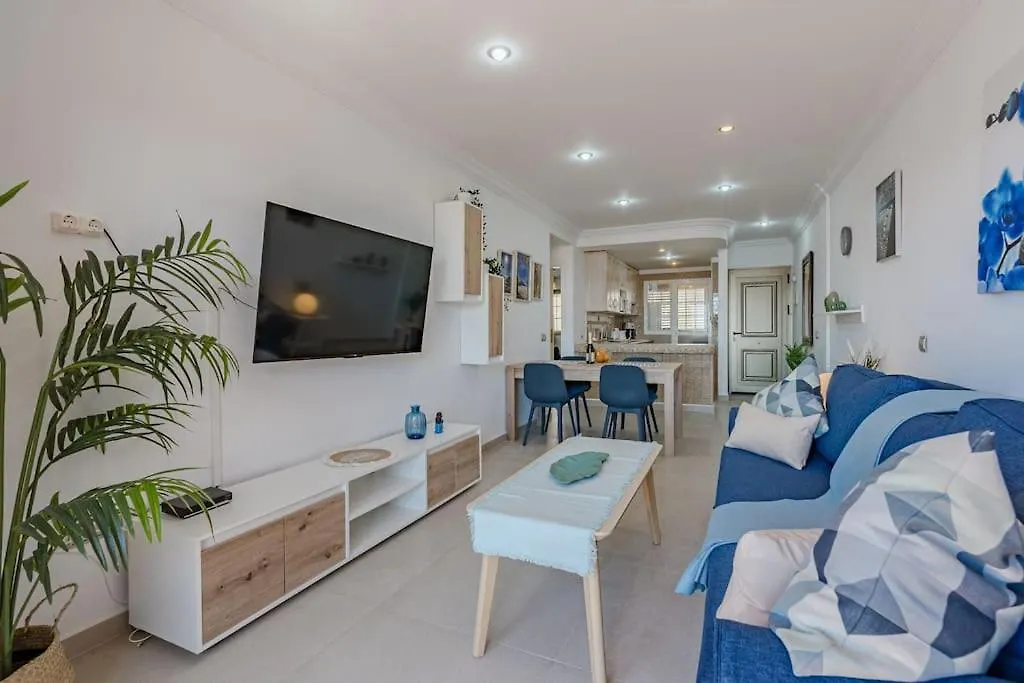 Seaside Apartment With Spacious Terrace, Pool, And Wi-Fi Σάντα Κρουζ Τενερίφης 0*,  Ισπανία
