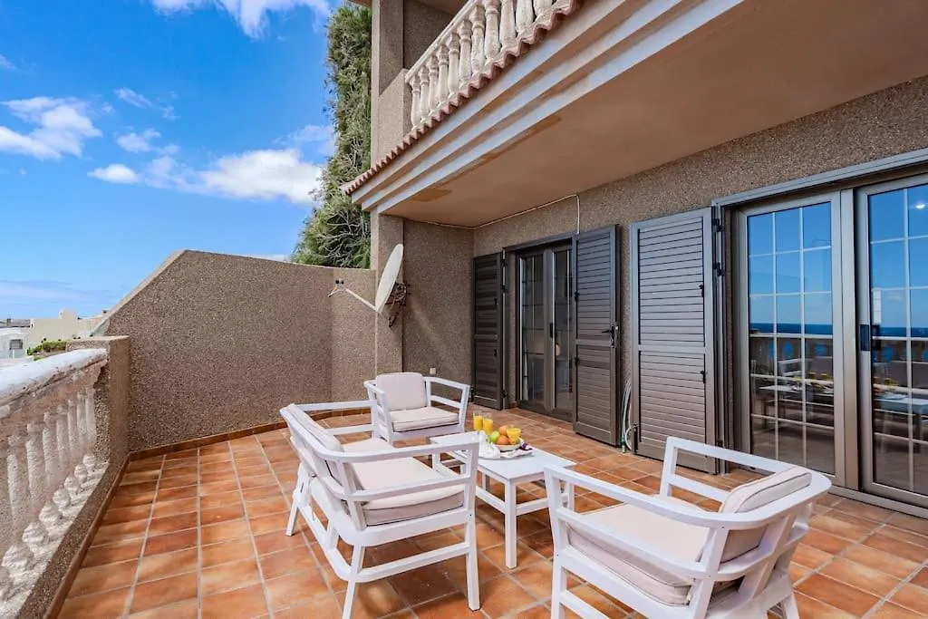 Seaside Apartment With Spacious Terrace, Pool, And Wi-Fi Σάντα Κρουζ Τενερίφης